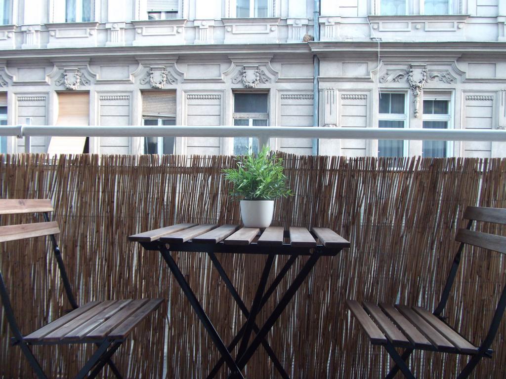 Ciao Budapest Hostel Exterior photo